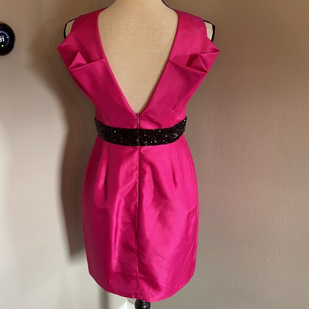 Love, CARMEN pink dress with sequins perfect - Picture 6 of 9
